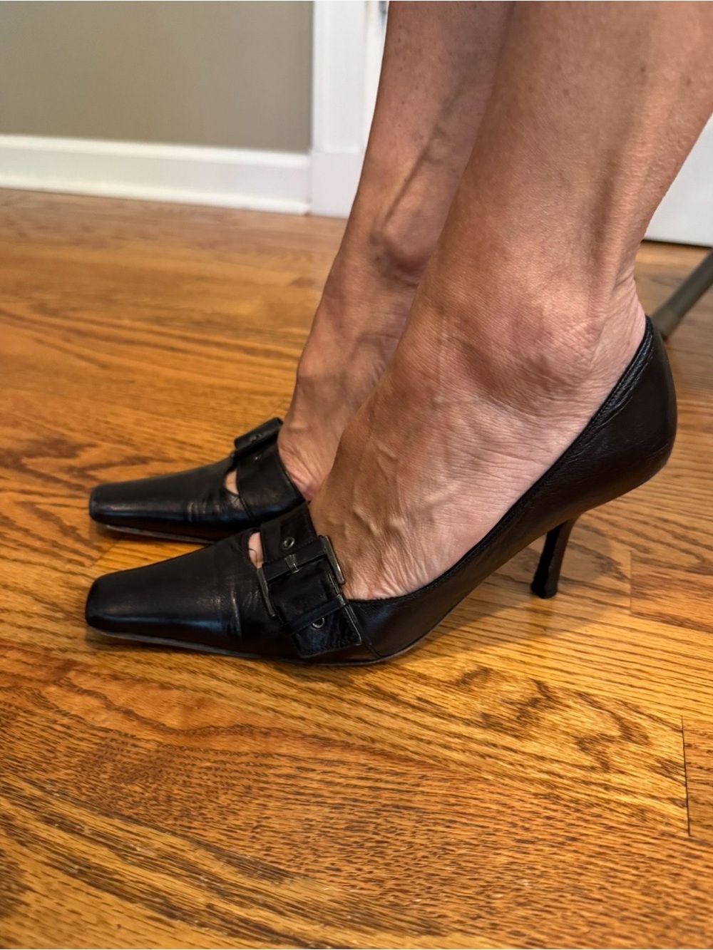 Charles David Black Square/Pointed Buckle Pumps - Picture 10 of 12